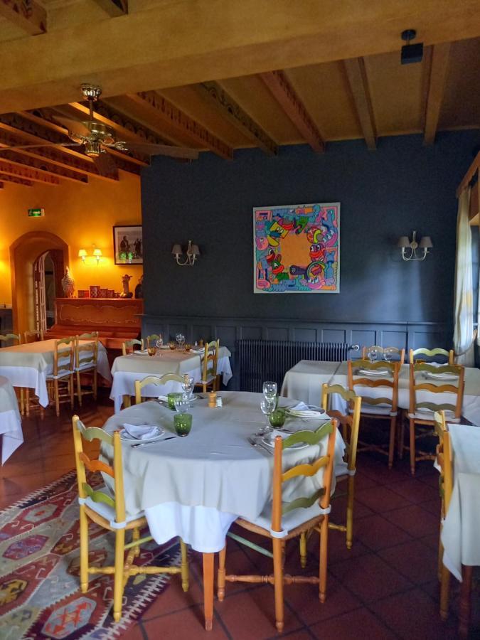 Auberge Des Chasseurs Échenevex Eksteriør bilde
